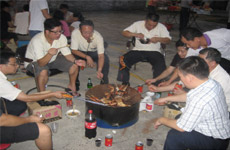廣州市集華精細(xì)化工有限公司“賀中秋燒烤聚餐晚會(huì)”取得圓滿成功